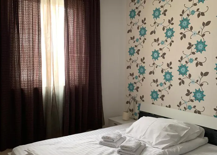 شقة 34, Kraljevi Cardaci كوباونيك